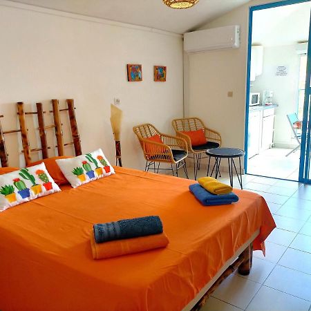 Appartement Rosbambou Les Pieds Dans L Eau Ле Диамант Екстериор снимка